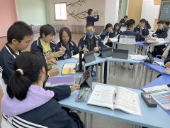 师范授余胜泉暗示